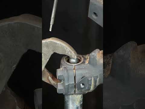 Motorcycle shock absorber cover removal.#MechanicLife#CarMechanic.#AutoRepair#CarRepairEngineering