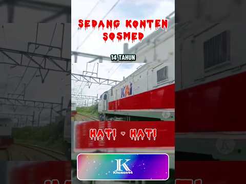 demi konten - Detik terakhir sebelum tertabrak KAI #keretaapi #trending #shorts