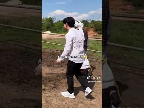 Momen Di kejar Onta #williesalim #fyp #shortvideo #shorts #viralvideo #viral