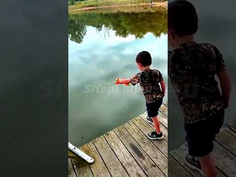 Pemancing senior kena mental sama bocil ini 😂 #shorts #fishing #mancing