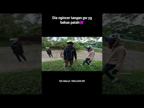 Maulana MV gak bisa berkutik di keroyok #maulanamv #motovlog #shorts #jangkauanluas #fyp