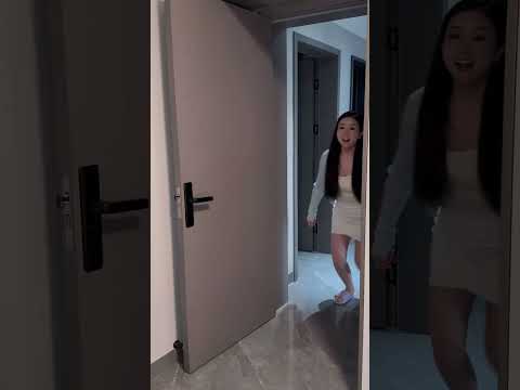 Something feels off, doesn't it? #XiaoXixi