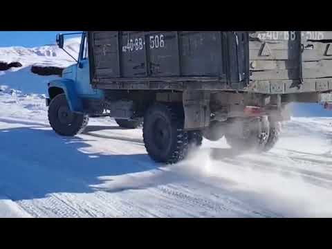 ЗНАЕТ КАК НАДО ❄️