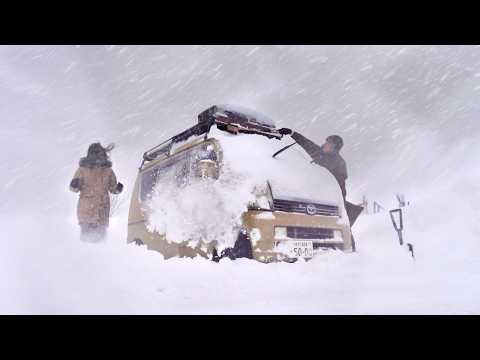 【猛吹雪】積雪70cmの暴風雪警報で避難。冬の北海道で車中泊生活。