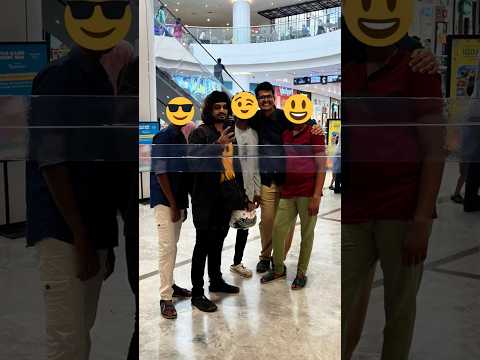 விக்கி என்ன பண்ற? Mini Vlog Series Day 16. Day out to Pheonix mall. #minivlog #vigneshkitchen
