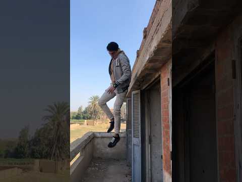 هربت من الشرير😱😱