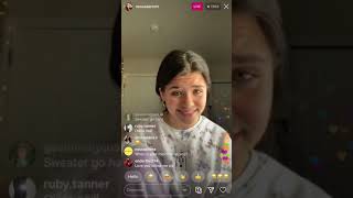 Nessa Barret singing Ocean eyes and playing the piano (05.07.2020)