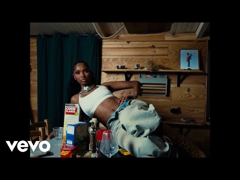 Ronisia - Call Of (Clip officiel)