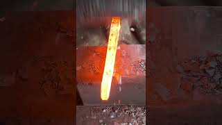 A New Ordinary Looking But Deadly Knife Made of Hooks. A New Experiment In The Forge 🔥