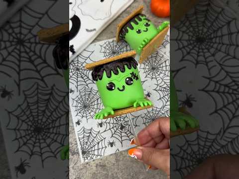 Halloween Treats #halloween #marshmallow #spookyseason #halloweenparty #chocolate #halloweentreats
