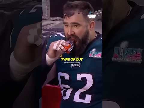 Jason Kelce’s Pre Game Accident 😂