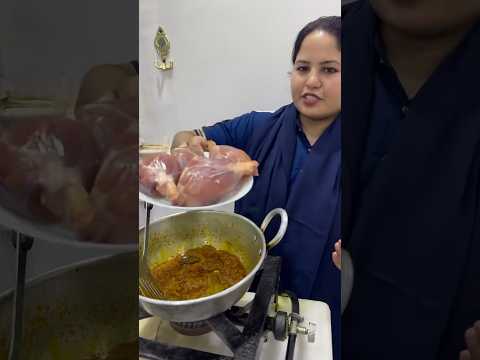 সৌদি রিয়াদ বাথা থেকে কত বড় মুরগী নিলাম 😱 #food #ksaprobashi #unfrezzmyaccount