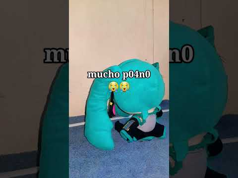 Atrapan a Miku viendo 🥵 #miku #humor