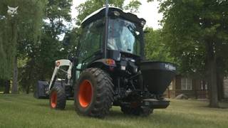 Bobcat Electric Gate Broadcast Spreader Overview | Bobcat Attachments | Features