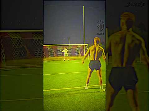 راموس يعلم  ابنه تسديد ركلات جزاء 😂❤️🔥#shorts#neymar#ronaldo#messi#football#edit#fyp#viral#robot