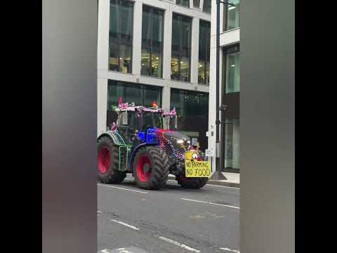 London's Gridlock: When Farmers Take the Wheel!