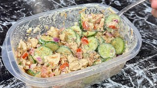 Récupérez le riz de la veille pour en faire cette salade révolutionnaire 🍚🥒