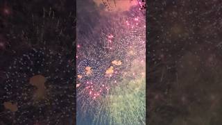 🇳🇴 Feuerwerkskunst aus Norwegen 🎆