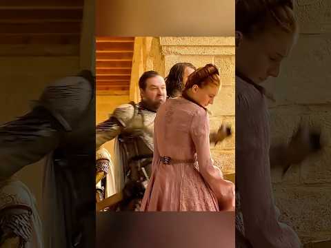 Game of Thrones | Joffrey’s Cruel Gift & Sansa’s Silent Rebellion on King’s Landing Bridge 👁️