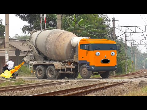 Ada Lagi aja !! Bis Tuyul, Truk Tanki, Truk Molen Dijalan Raya Berubah Jadi Si Tayo 😊🤣🤣
