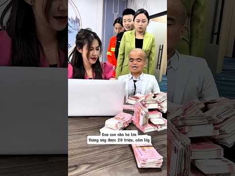 Quản lý ăn chặn tiền của nhân viên! #shorts