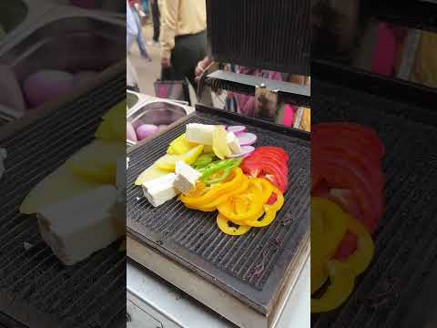 Mumbai Colorful Capsicum Slice Sandwich Making | Indian Street Food