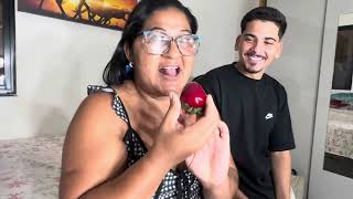 Comendo morango do amor 