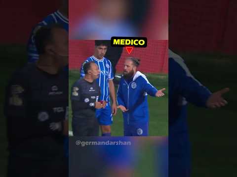 El Arbitro Expulso al Medico! 🤯