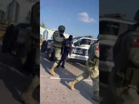 Militares arriesgando su vida en Culiacán🇲🇽😏 #military #army #policia
