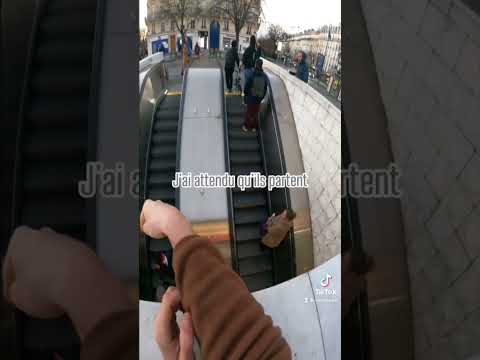#metro #parkour #cascade #sliding #jumping #stunt #youtube #shorts #storytime #storytelling