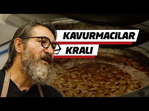 Kavurma Kazanının Dibini Sıyırıyorlar | Eminönü’nün Meşhur Kavurmacısı Goze