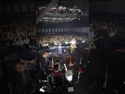 There’s something so powerful about being surrounded by voices lifting up the name of Jesus! 🙌