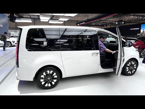 New 2024 Hyundai Staria - Best Spacious Midsize Van