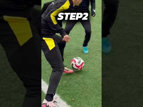 football skill tutorial⭐️⚽️#soccer #footballskills #soccer