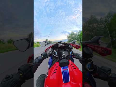 HONDA CBR 1000RR-R VS MERCEDES AMG 63 GT 😈 #motorcycle #motovlog #stunt #drift #race