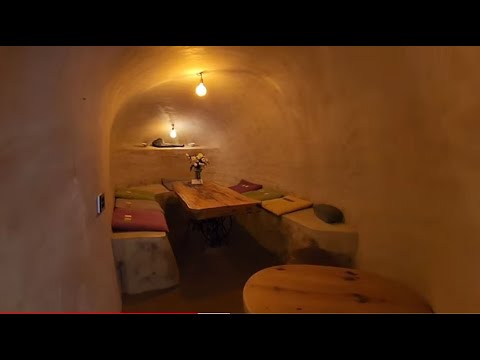 산속을 파고 흙을 나르고 만든  동굴집이 대박  인간승리 A man who dug a cave for 8 years Hanok Stay