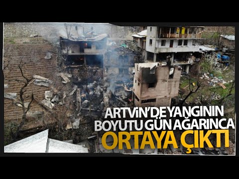 Artvin Ortaköyde Yangın, 4 Ev Kullanılamaz Hale Geldi
