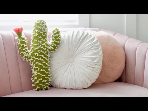 How to Make a Cactus Pillow with Flower | FREE pattern