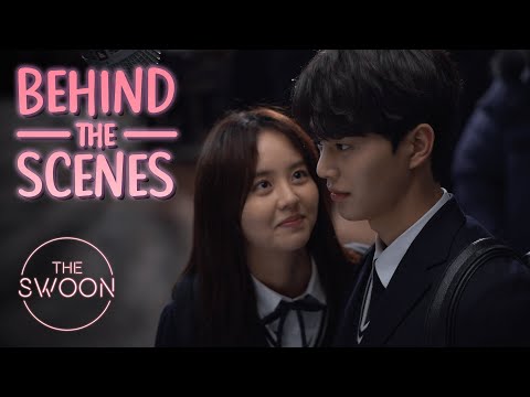 [Behind the Scenes]Kim So-hyun and Song Kang prepare for their first kiss scene |Love Alarm[ENG SUB]