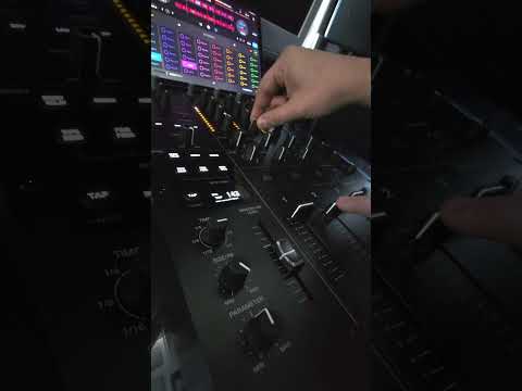 ALPHATHETA DJM-V5 TAPE ECHO TECHNO 