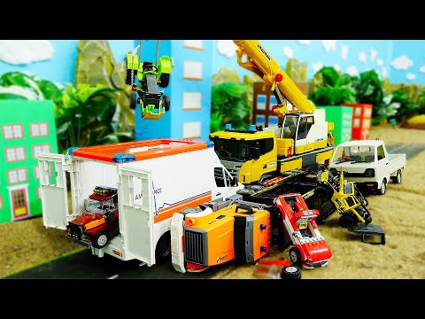 구급차, 탱크, 크레인, 포크레인 트럭 자동차 장난감 모래놀이 Truck Car Toy Rescue with Ambulance