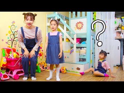 Head Shoulders Knees and <strong>toes</strong> Nursery rhyme Kids Songs by Shine and Ellynn