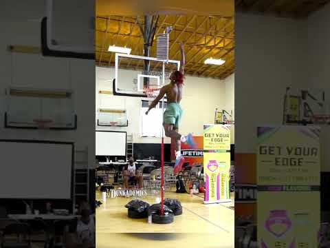 50 Inch Max Vertical! 5’10” Darius Clark #shorts