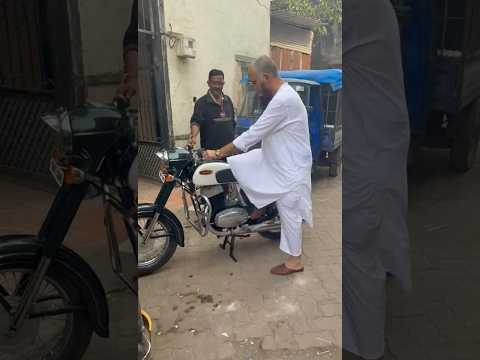 Ye Bike To Jhatka Marti hai Yar #shortsfeed #shorts #yezdi
