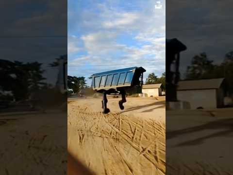Tata truck broken dance 🔥🔥❤️❤️#bmw #scorpio #shorts #trend #tesla #ferrari