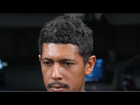 UN RECORTE CLASSICO FADE BIEN PEGADO