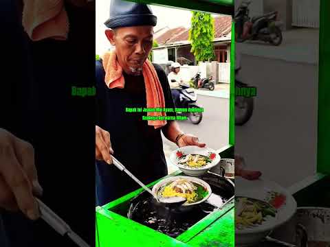 Agak Laen Bakso dengan kuah Aneh😭‼️#bakso #streetfood #baksoviral #shorts #viralshorts #fyp