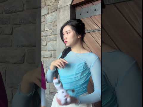 frozen but Anna and Elsa act like REAL siblings