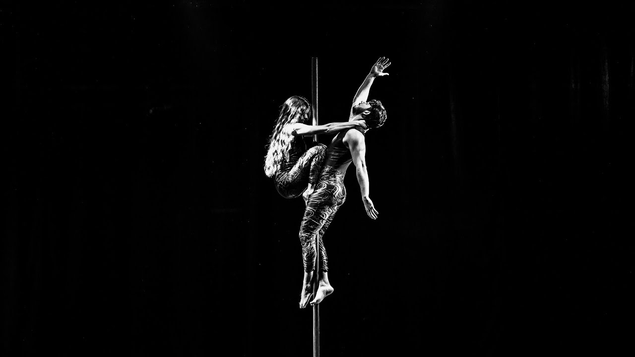 Duo Fire Acrobats