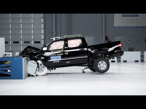 2022 Toyota Tacoma crew cab updated moderate overlap front IIHS crash test